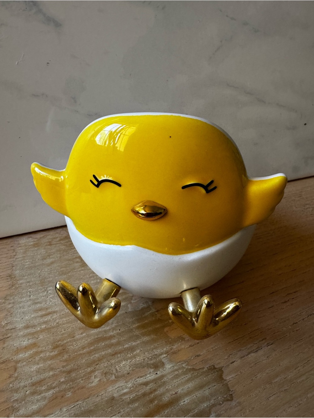 Bath & Body Works Yellow & White Ceramic Chick Candle Holder with Gold Accents